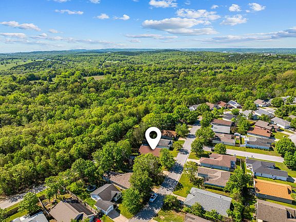 3rd image of 400 Deer Run Road