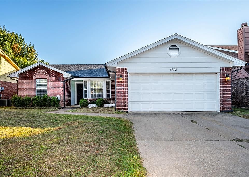 1st image of 1712 Baron Dr