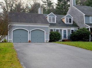 52 Grace Meadows Dr, Taunton, MA 02780