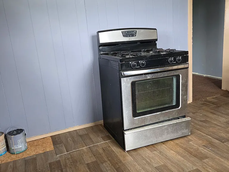 200 Liberty St #4 — Photo 6