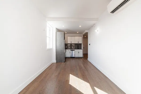 Rented by Twin Group | media 2