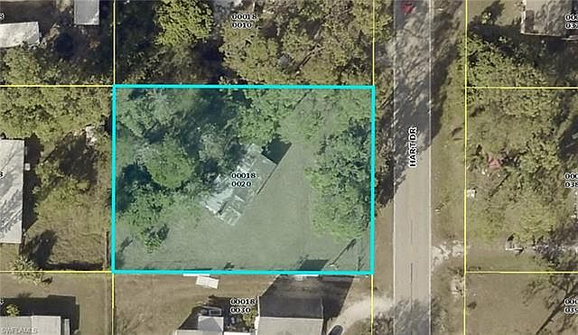 1st image of 8406 Hart Dr