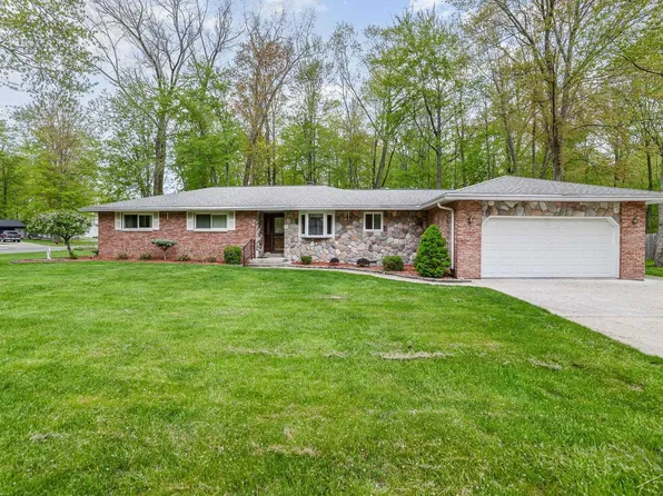 12232 Palatial Dr, Freeland, MI 48623