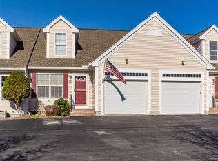 48 Pleasant St, Windham, NH 03087