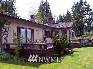 7730 Grapeview Rd, Allyn, WA 98524