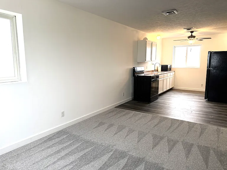 2071 S Nucor Rd #200 — Photo 7