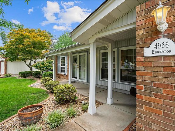 3rd image of 4966 Brockwood Dr