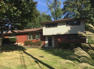 5121 Cool Brook Rd, Louisville, KY 40291