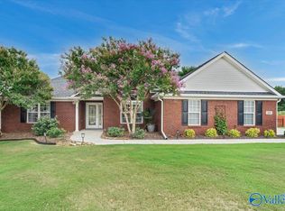 115 Pineda Dr, Huntsville, AL 35811