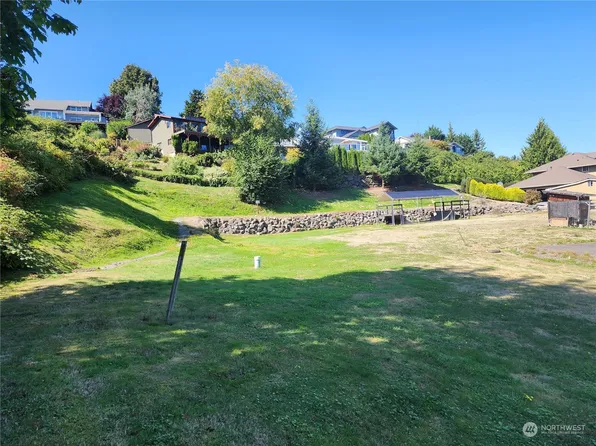 1212 Springbrook RD, Lake Stevens, WA 98258