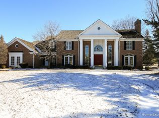 405 Midwest Club Pkwy, Oak Brook, IL 60523