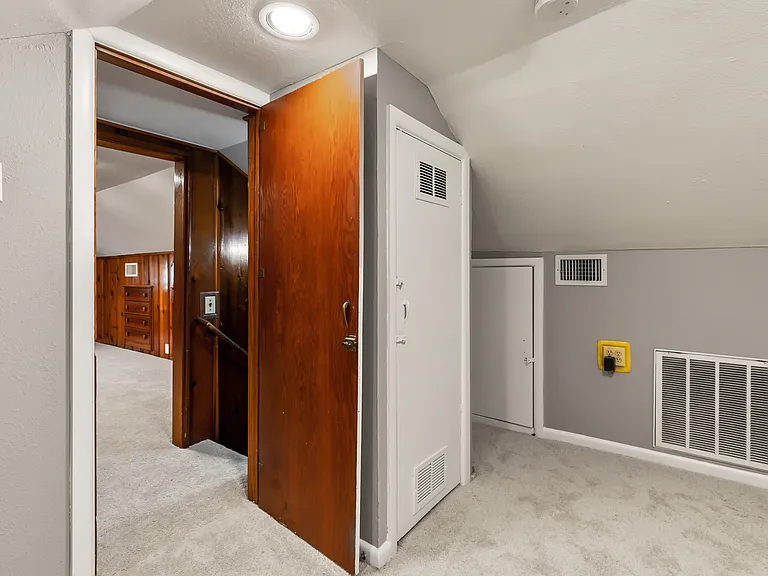 4206 Somerville Ave — Photo 18