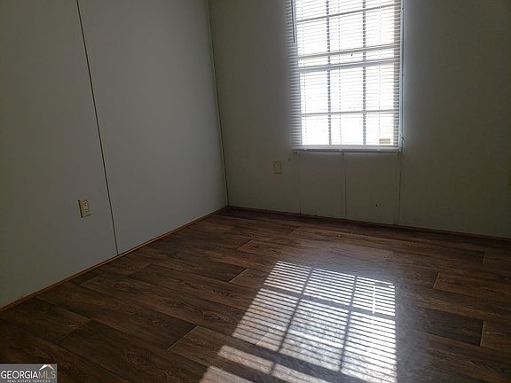 5th image of 156 P W Clifton Rd