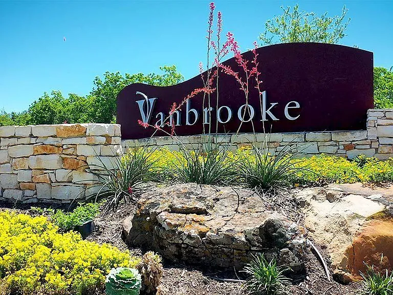 32918 Franklin Brooks Dr — Photo 46