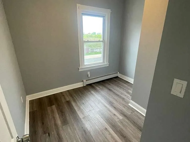 553 S Orange Ave #2 — Photo 4