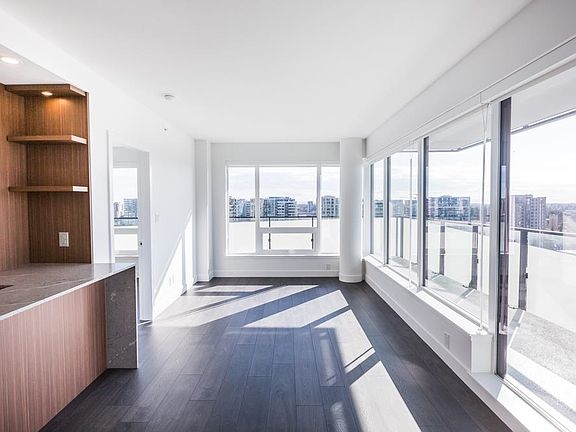 3rd image of 7977 Lansdowne Rd #1408