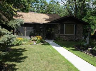 6050 Carters Beach Rd, Erie, PA 16511