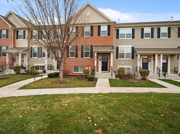 706 Springside Ct, Oswego, IL 60543