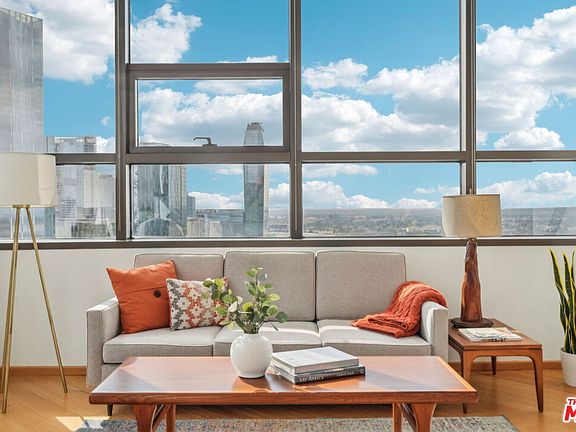 5th image of 1100 Wilshire Blvd APT 1811