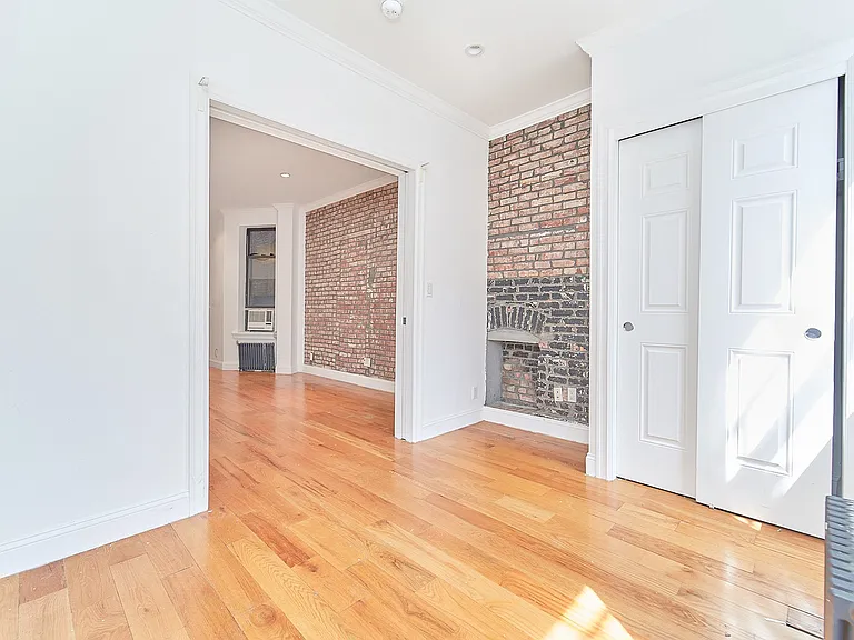 325 E 83rd St #3B — Photo 8