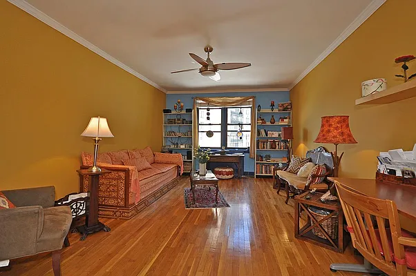 Sold by Re/Max In The City | media 2