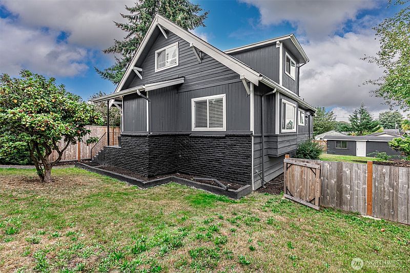 4th image of 3629 S Asotin Street