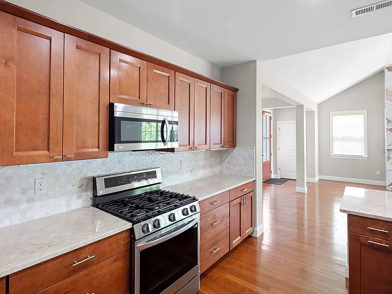 14 Rose Creek Rd — Photo 16