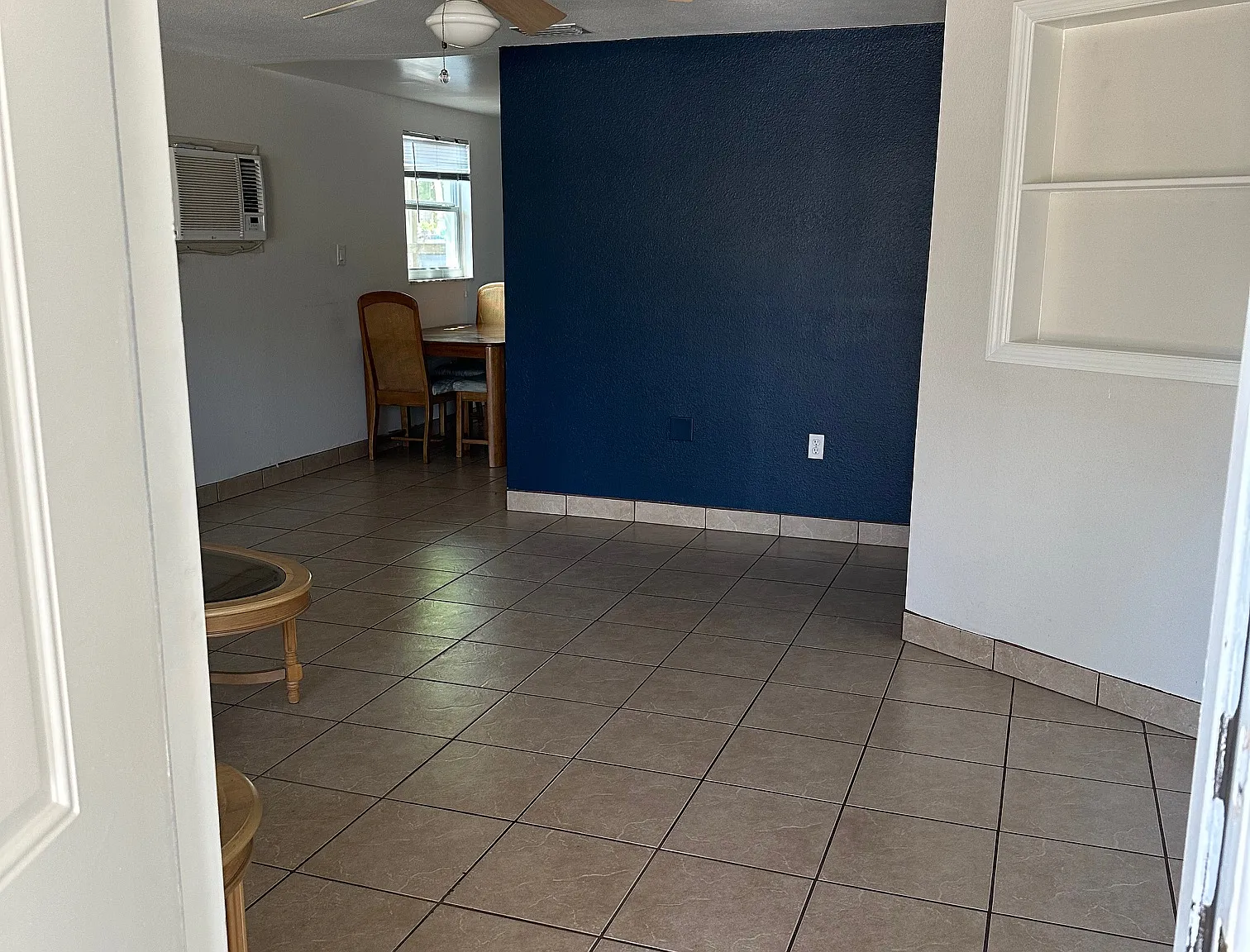 2 bed, 760 sqft, $1,599 — Photo 3
