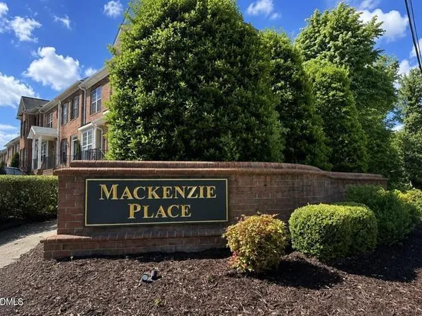 18 Scottish Ln, Durham, NC 27707