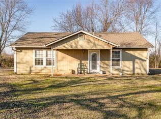 23718 207th St, Spiro, OK 74959