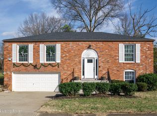 809 Echo Bridge Rd, Middletown, KY 40243