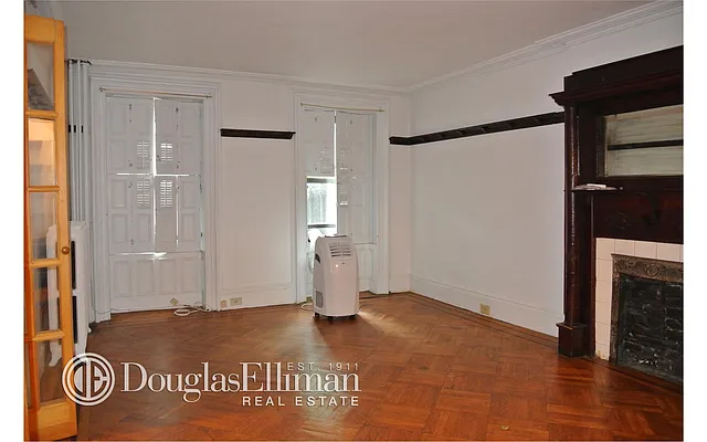 Rented by Douglas Elliman | media 68