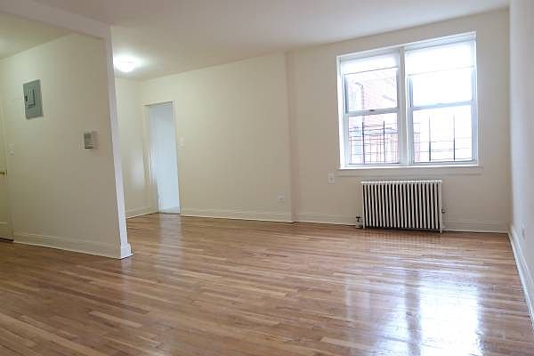 2nd image of 2074 Cropsey Ave APT 6D