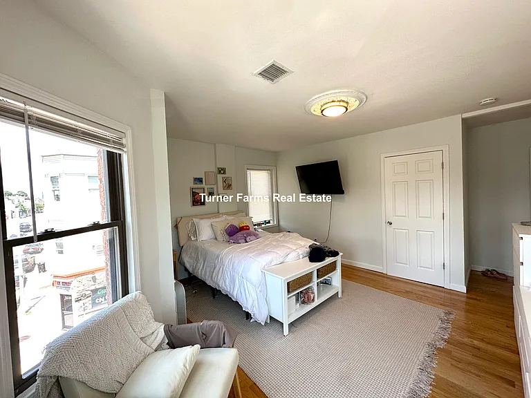 914 Dorchester Ave #2R — Photo 6