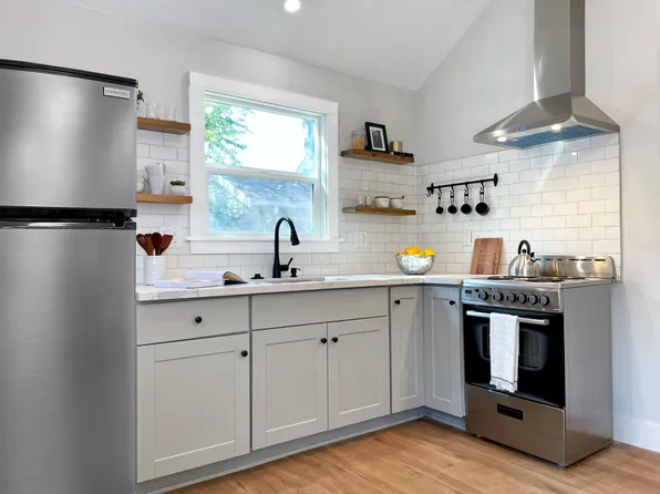 643 Beulah St #A, Glendale, CA 91202