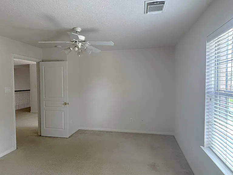19538 Piney Lake Dr — Photo 25