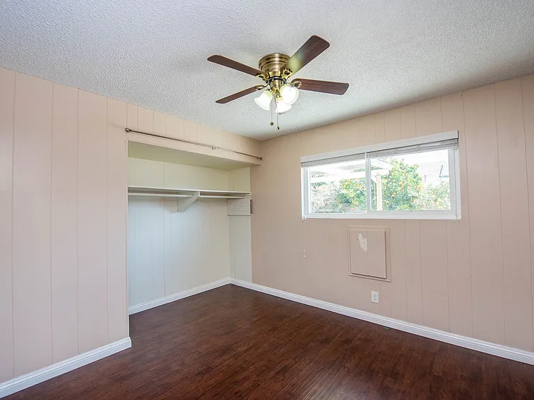 15412 Shasta Ln — Photo 15