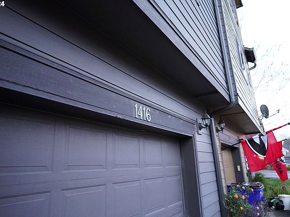 2nd image of 1416 NE 87th Cir