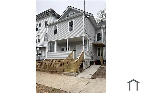 231 Davenport Ave #1 Photo 1