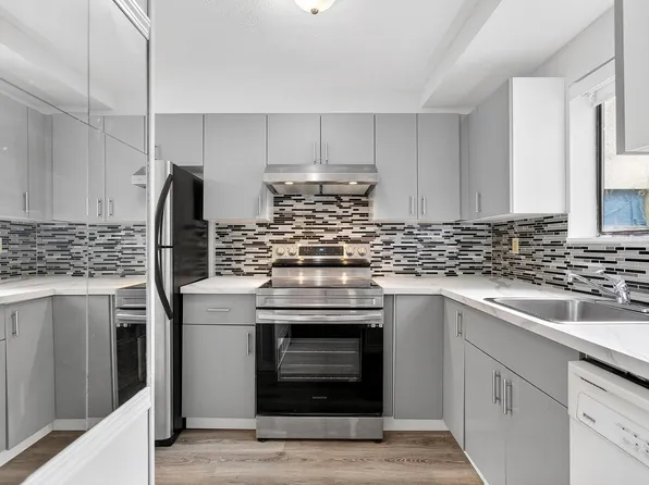 3008 Firbrook Pl, Coquitlam, BC V3C 4B3