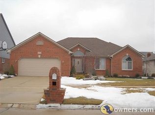 16048 Howard Dr, Macomb, MI 48042