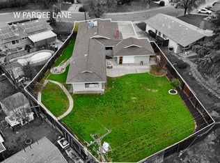 24 W Pardee Ln, Stockton, CA 95207
