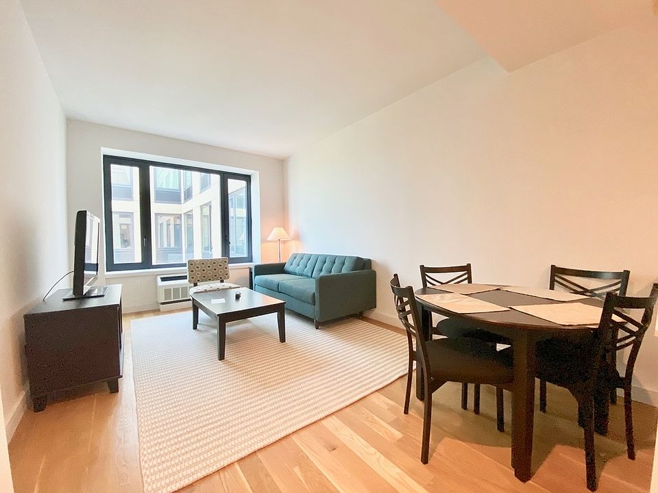 1st image of 1525 Bedford Ave #1010