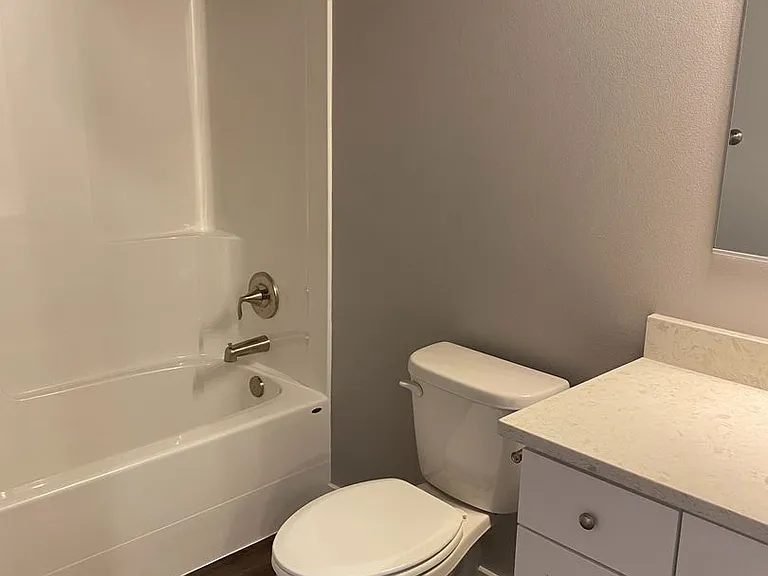 1317 W Bonneville St — Photo 12