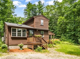 18 Oak Ridge Dr, Charlton, MA 01507