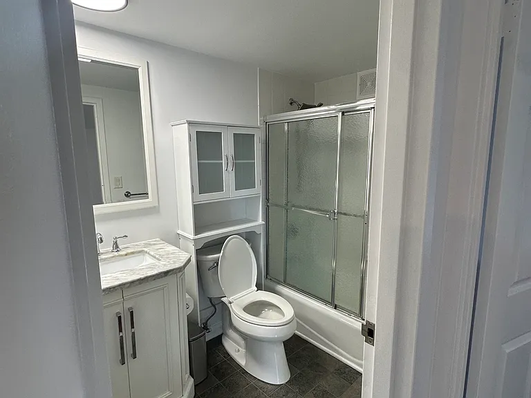 300 Main St #215 — Photo 19