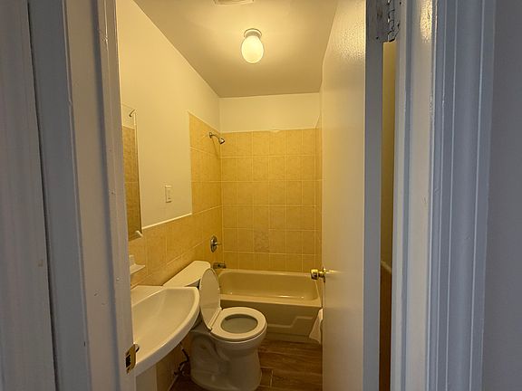 2nd image of 642B Manida St #3