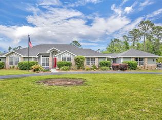 15241 Shady Ln, Tavares, FL 32778