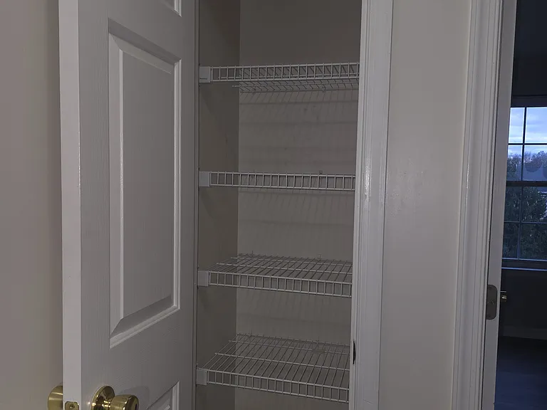145 Charles Cir — Photo 14