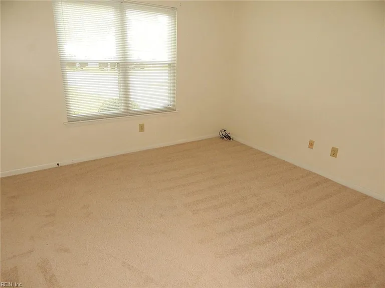 115 Don Juan Cir — Photo 10